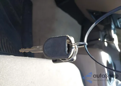 2005 Ford F-150 Lariat/Xlt из США, поврежденный, VIN 1FTPW12555KE66885